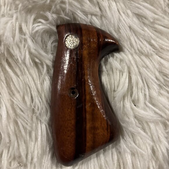 Smith And Wesson OEM Round Butt Wood Grips NOS - Picture 6 of 7